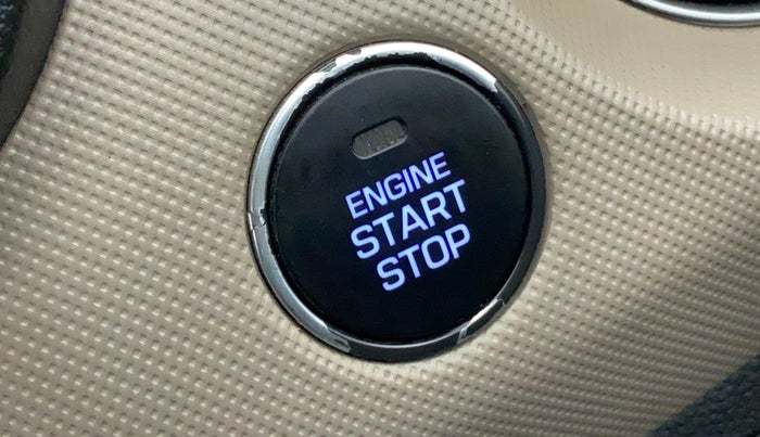2013 Hyundai Grand i10 SPORTZ 1.2 KAPPA VTVT, Petrol, Manual, 77,847 km, Keyless Start/ Stop Button
