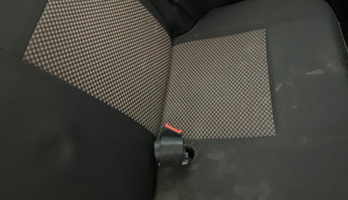 2019 Maruti S PRESSO VXI, Petrol, Manual, 62,284 km, Second-row left seat - Cover slightly stained