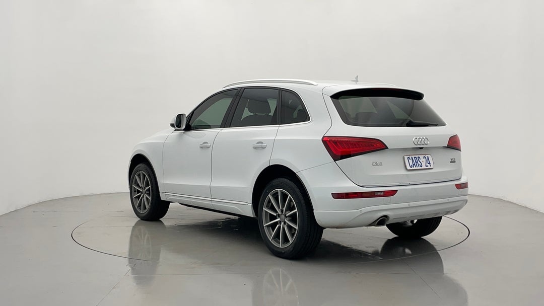 Left Back Diagonal (45- Degree) View