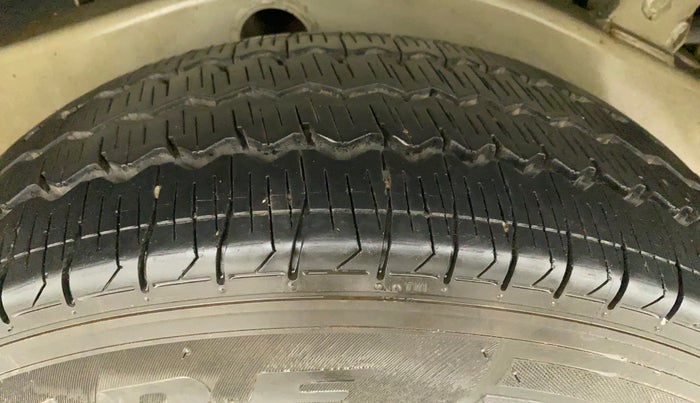 2022 Mahindra Bolero B4, Diesel, Manual, 60,148 km, Right Rear Tyre Tread
