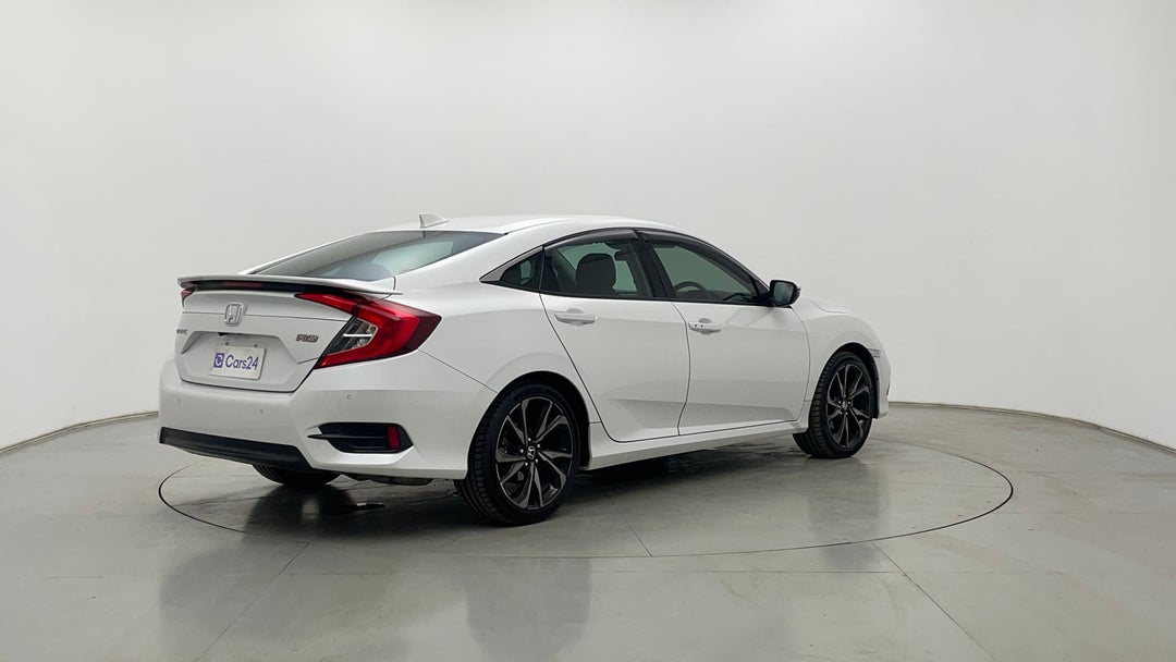 Right Back Diagonal (45- Degree) View