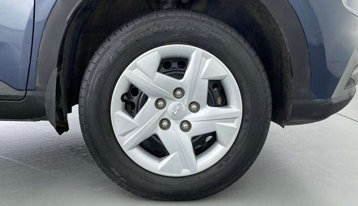 2020 Hyundai VENUE S MT 1.2 KAPPA, Petrol, Manual, 27,313 km, Right Front Wheel