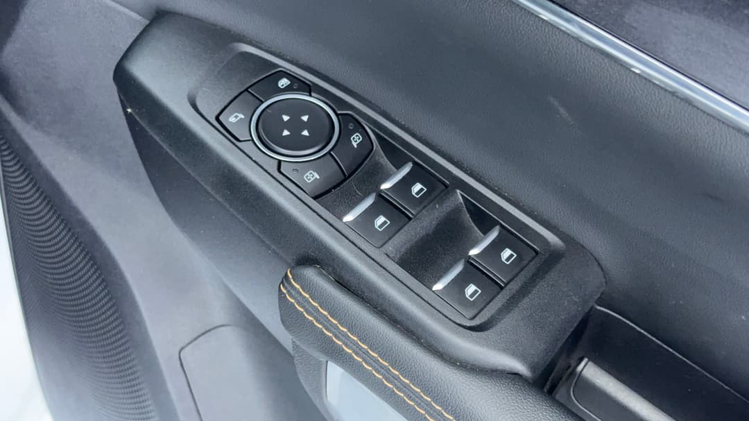 2025 Ford Ranger Phev Wildtrak (4x4), Automatic, 17887 km, Drivers Side Door Panel Controls