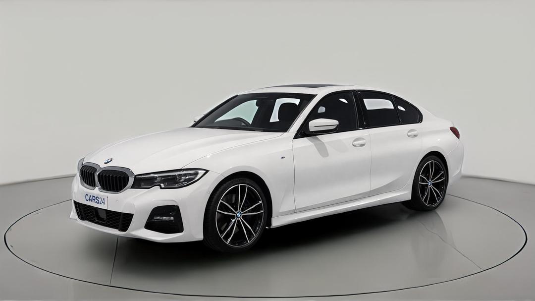 2019 BMW 3 30i M Sport, Automatic, 61035 km, Left Front Diagonal (45- Degree) View