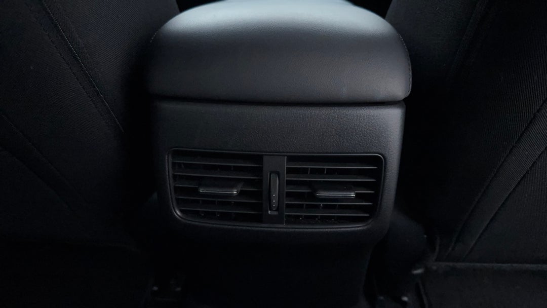 Rear A/C Vent