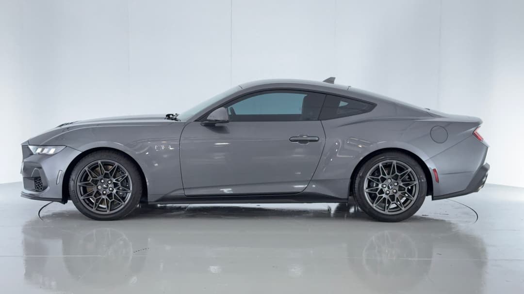 2024 Ford Mustang Gt 5.0 V8, Automatic, 3548 km, Left Side View