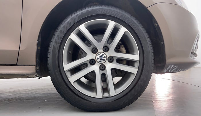 2015 Volkswagen Jetta HIGHLINE TDI AT, Diesel, Automatic, 99,881 km, Right Front Tyre