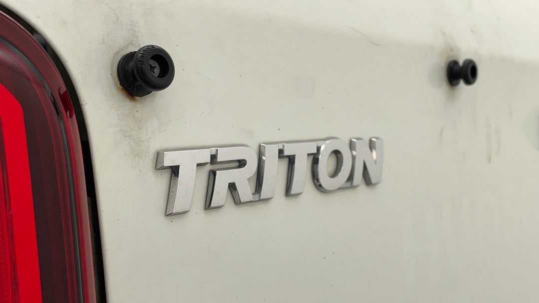 Badge (Boot Left Side)