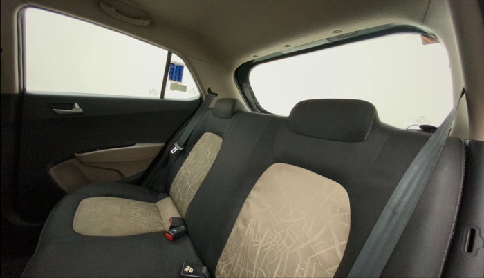 2014 Hyundai Grand i10 SPORTZ 1.2 KAPPA VTVT, Petrol, Manual, 81,950 km, Right Side Rear Door Cabin