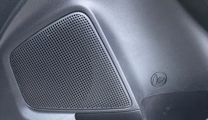 2017 Hyundai Elite i20 ASTA 1.2 (O), Petrol, Manual, 67,836 km, Speaker