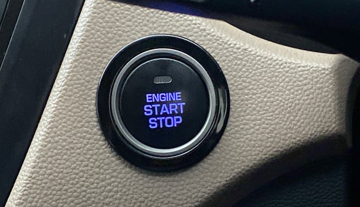 2017 Hyundai Elite i20 ASTA 1.2 (O), Petrol, Manual, 67,836 km, Keyless Start/ Stop Button