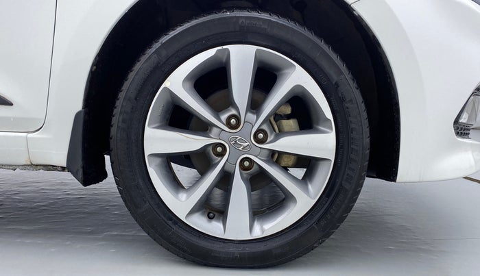 2017 Hyundai Elite i20 ASTA 1.2 (O), Petrol, Manual, 67,836 km, Right Front Wheel