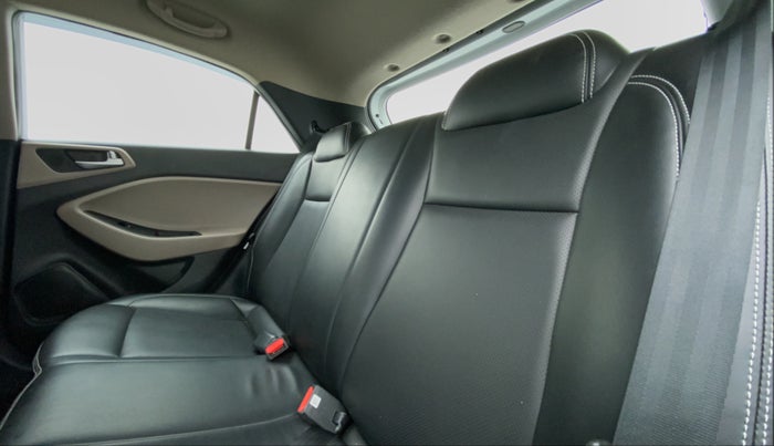 2019 Hyundai Elite i20 1.2 SPORTS PLUS VTVT, Petrol, Manual, 4,361 km, Right Side Rear Door Cabin