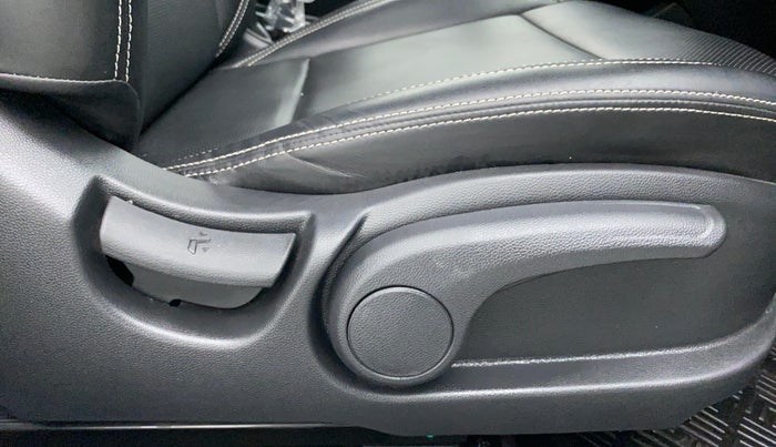 2019 Hyundai Elite i20 1.2 SPORTS PLUS VTVT, Petrol, Manual, 4,361 km, Driver Side Adjustment Panel