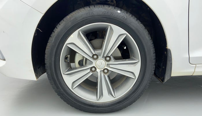 2020 Hyundai Verna 1.6 VTVT SX, Petrol, Manual, 40,516 km, Left Front Wheel
