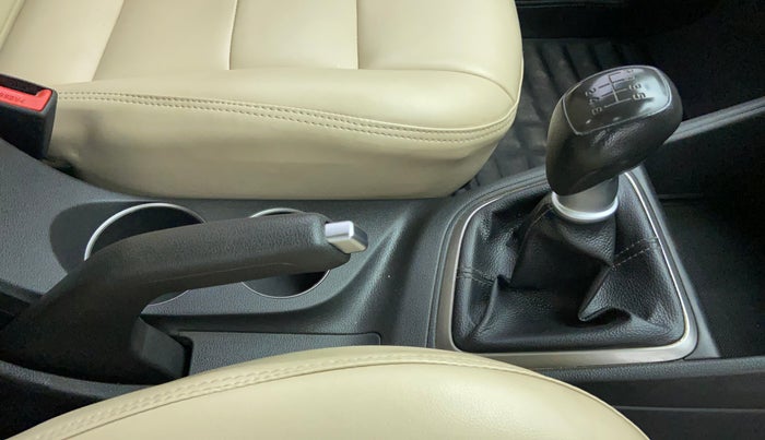 2020 Hyundai Verna 1.6 VTVT SX, Petrol, Manual, 40,516 km, Gear Lever