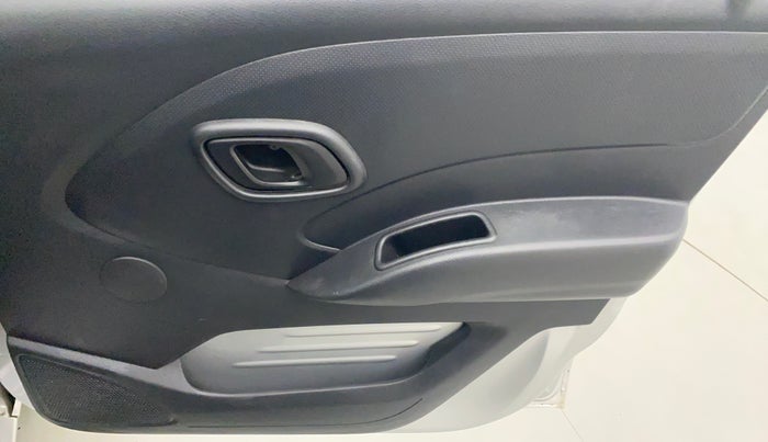 2018 Datsun Redi Go GOLD LIMITED EDITION, Petrol, Manual, 22,372 km, Driver Side Door Panels Control