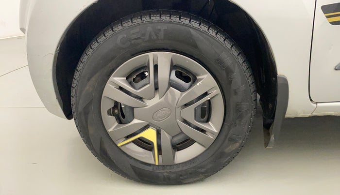 2018 Datsun Redi Go GOLD LIMITED EDITION, Petrol, Manual, 22,372 km, Left Front Wheel