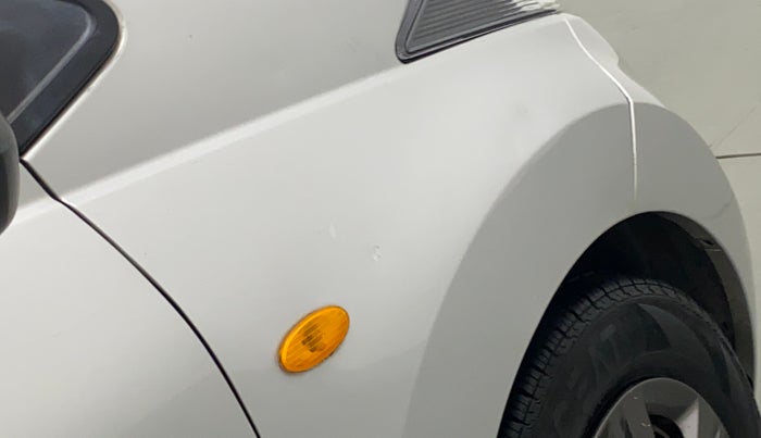 2018 Datsun Redi Go GOLD LIMITED EDITION, Petrol, Manual, 22,372 km, Right fender - Slightly dented