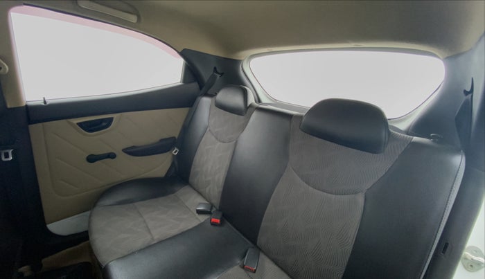 2012 Hyundai Eon D LITE PLUS, Petrol, Manual, 32,997 km, Right Side Door Cabin View
