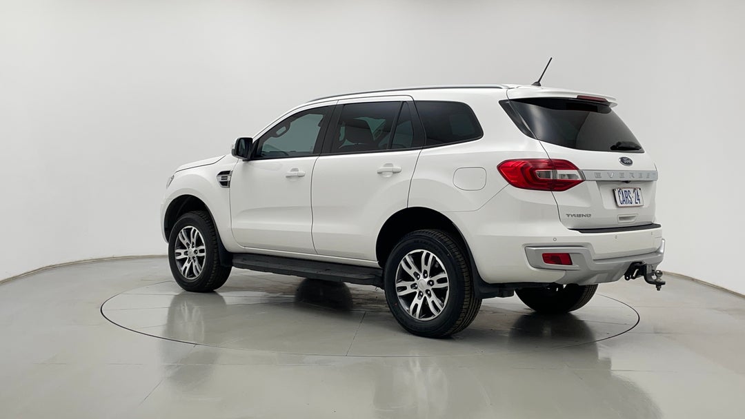 Left Back Diagonal (45- Degree) View