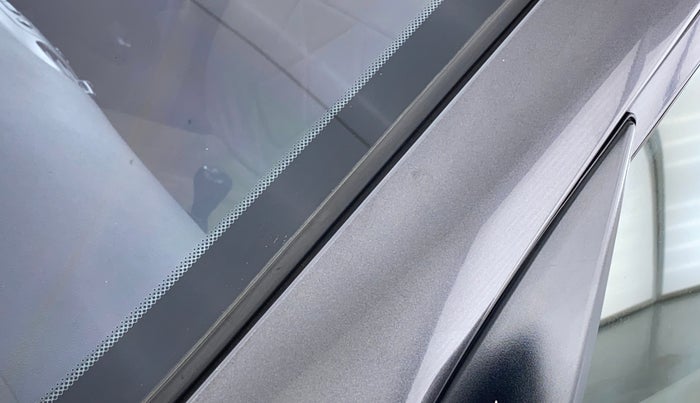 2011 Hyundai i10 SPORTZ 1.2, CNG, Manual, 84,120 km, Left A pillar - Paint is slightly faded