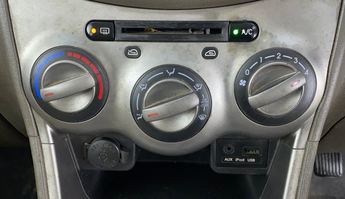 2011 Hyundai i10 SPORTZ 1.2, CNG, Manual, 84,120 km, Dashboard - Air Re-circulation knob is not working