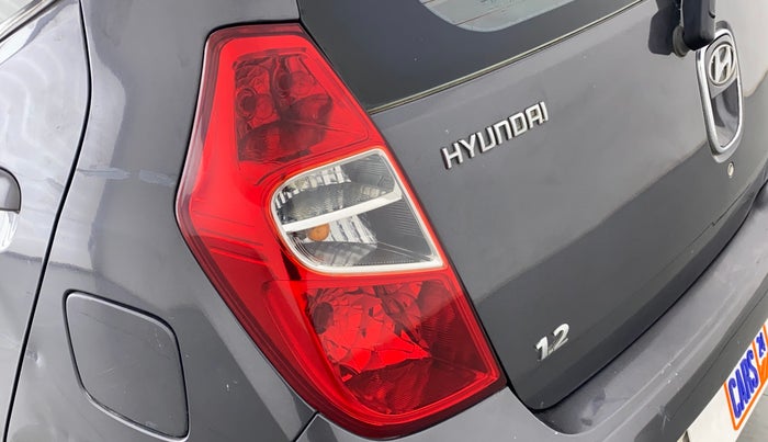 2011 Hyundai i10 SPORTZ 1.2, CNG, Manual, 84,120 km, Left tail light - Minor scratches