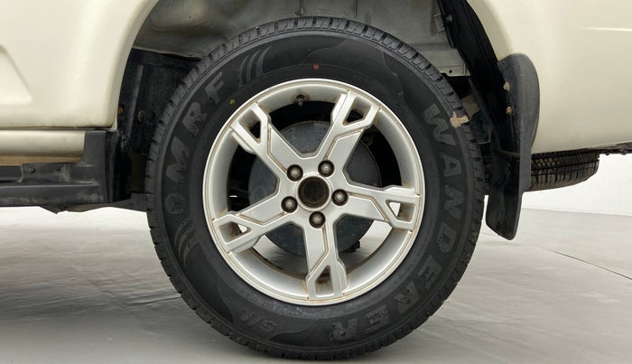 2016 Mahindra Scorpio S10, Diesel, Manual, 66,870 km, Left Rear Wheel