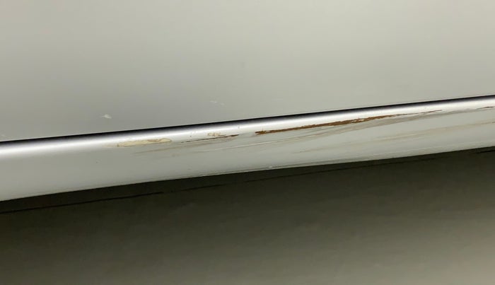 2011 Hyundai i10 SPORTZ 1.2, Petrol, Manual, 55,723 km, Right running board - Minor scratches