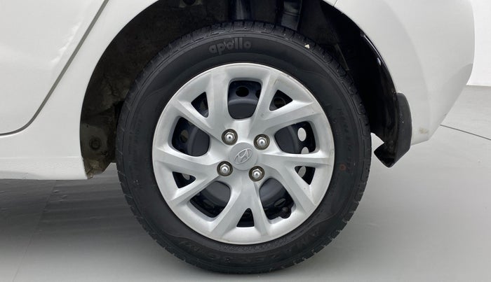 2017 Hyundai Grand i10 Magna 1.2 AT  VTVT, Petrol, Automatic, 40,661 km, Left Rear Wheel