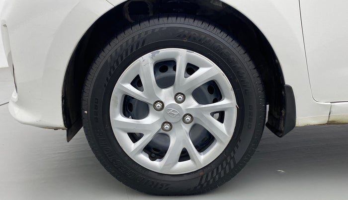 2017 Hyundai Grand i10 Magna 1.2 AT  VTVT, Petrol, Automatic, 40,661 km, Left Front Wheel