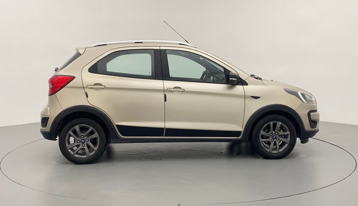 2018 Ford FREESTYLE TITANIUM 1.5 TDCI, Diesel, Manual, 75,456 km, Right Side View