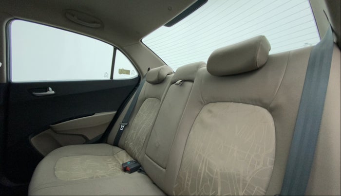 2014 Hyundai Xcent S 1.2, Petrol, Manual, 23,817 km, Right Side Rear Door Cabin