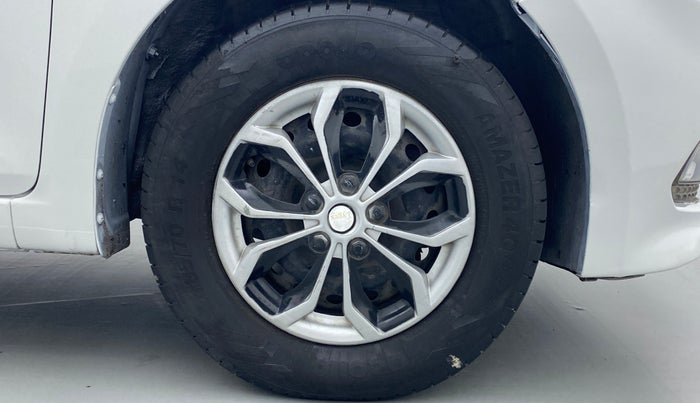 2014 Hyundai Elite i20 SPORTZ 1.2, Petrol, Manual, 62,542 km, Right Front Wheel