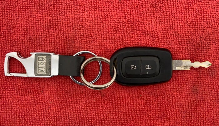 2018 Datsun Redi Go T (O), Petrol, Manual, 11,500 km, Key Close Up