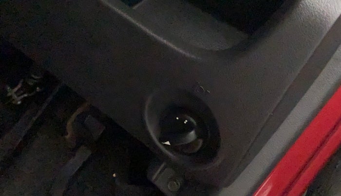 2018 Datsun Redi Go T (O), Petrol, Manual, 11,500 km, Dashboard - Headlight height adjustment not working
