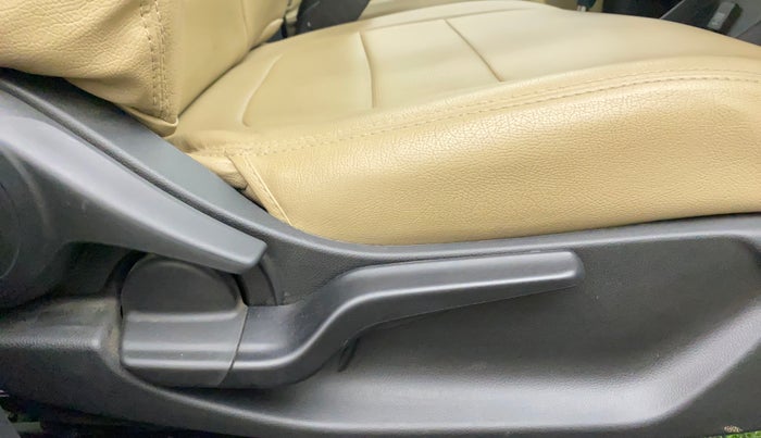 2018 Honda Amaze 1.2L I-VTEC V CVT, Petrol, Automatic, 1,06,848 km, Driver Side Adjustment Panel