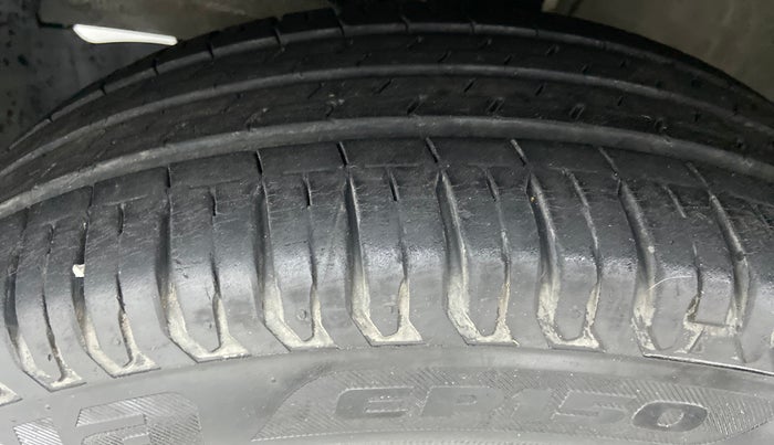 2019 Maruti Ertiga ZXI SHVS, Petrol, Manual, 7,355 km, Left Front Tyre Tread