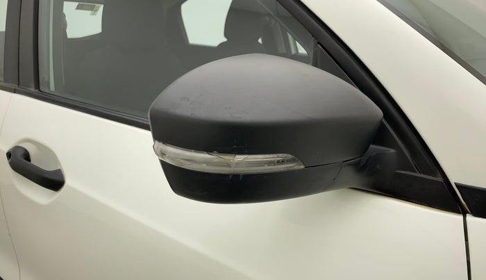 2023 Tata PUNCH PURE MT, Petrol, Manual, 16,036 km, Right rear-view mirror - Indicator light has minor damage