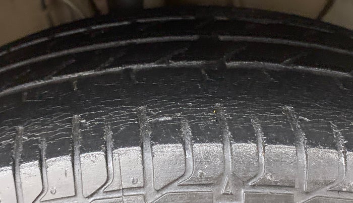 2018 Hyundai Elite i20 ASTA 1.2, Petrol, Manual, 50,933 km, Right Front Tyre Tread