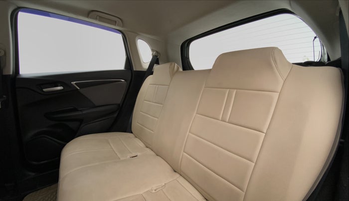 2018 Honda WR-V 1.5 i-DTEC VX MT, Diesel, Manual, 50,429 km, Right Side Rear Door Cabin