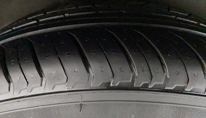 2018 Honda WR-V 1.5 i-DTEC VX MT, Diesel, Manual, 50,429 km, Right Rear Tyre Tread