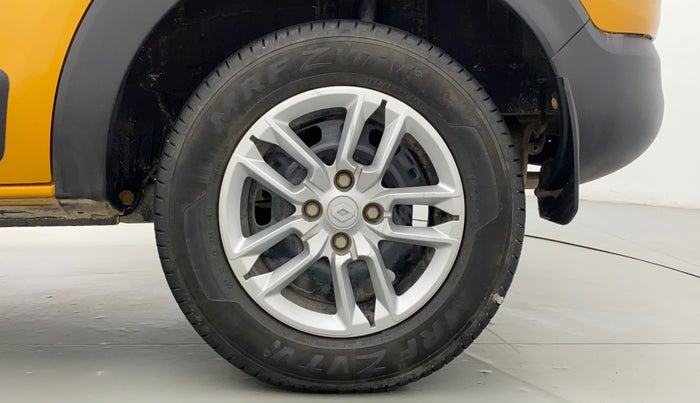 2019 Renault TRIBER RXE MT PETROL, Petrol, Manual, 11,799 km, Left Rear Wheel