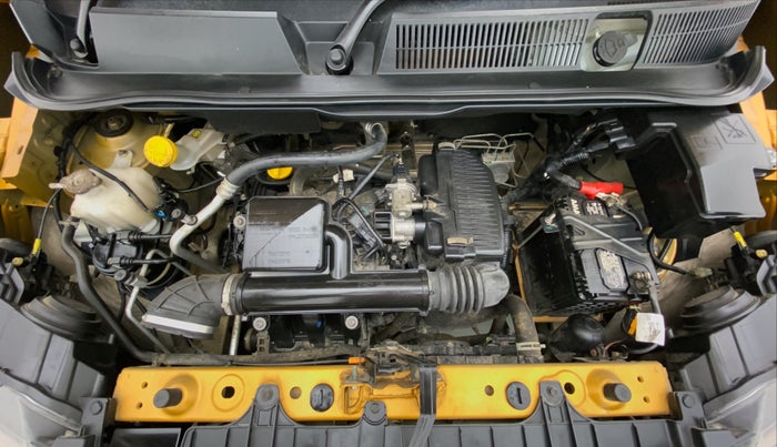 2019 Renault TRIBER RXE MT PETROL, Petrol, Manual, 11,799 km, Open Bonet