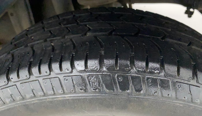 2016 Maruti Alto K10 VXI (O), Petrol, Manual, 96,967 km, Left Rear Tyre Tread