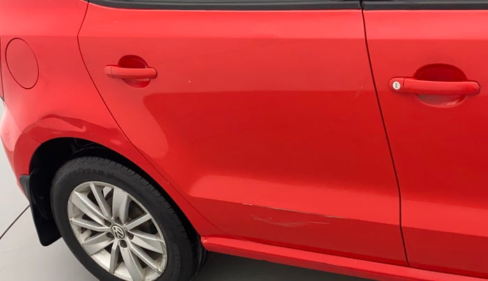 2017 Volkswagen Polo HIGHLINE1.5L, Diesel, Manual, 1,21,741 km, Right rear door - Minor scratches