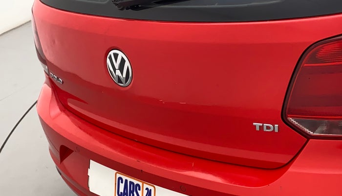 2017 Volkswagen Polo HIGHLINE1.5L, Diesel, Manual, 1,21,741 km, Dicky (Boot door) - Slightly dented