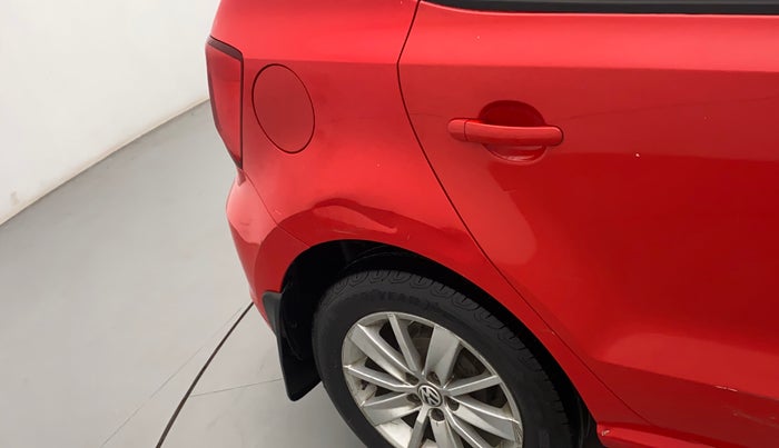 2017 Volkswagen Polo HIGHLINE1.5L, Diesel, Manual, 1,21,741 km, Right quarter panel - Slightly dented