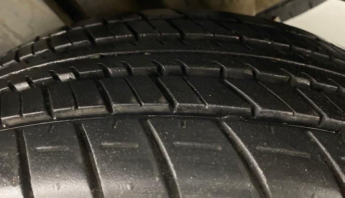 2012 Maruti Ertiga LDI ABS, Diesel, Manual, 59,274 km, Left Rear Tyre Tread